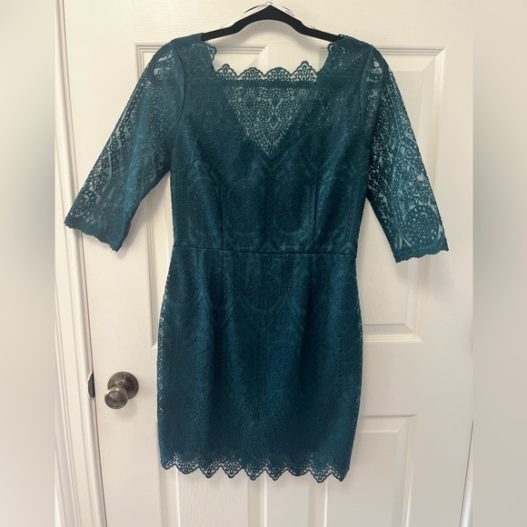 ✨ ModCloth Requested Refreshments Lace Dress - Picture 3 of 9